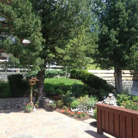 Edelweiss Guest house 4*
